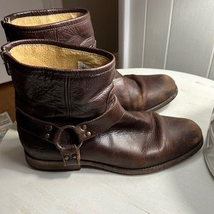 Women Frye harness boot Size 10